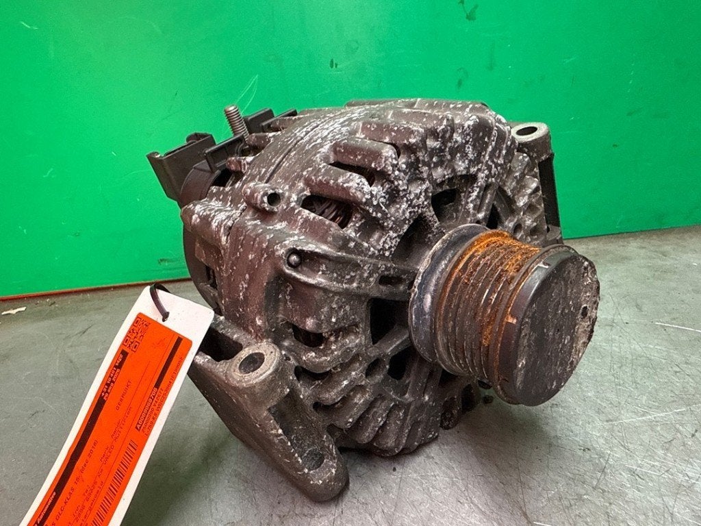 ALTERNATEUR V-Snaar GLC (X253) (|A0009068706|), Valeo, Mercedes-Benz, Utilisé, 100, rue de Courcelles
75017  Paris, FR