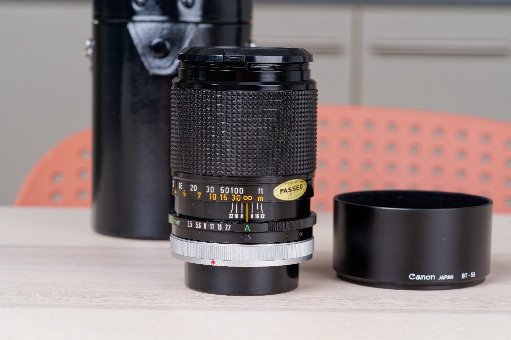 Canon FD 135mm f/3.5 S.C., TV, Hi-fi & Vidéo, Photo | Lentilles & Objectifs, Utilisé, Téléobjectif, Canon, Canon FD, Housse/sac de protection