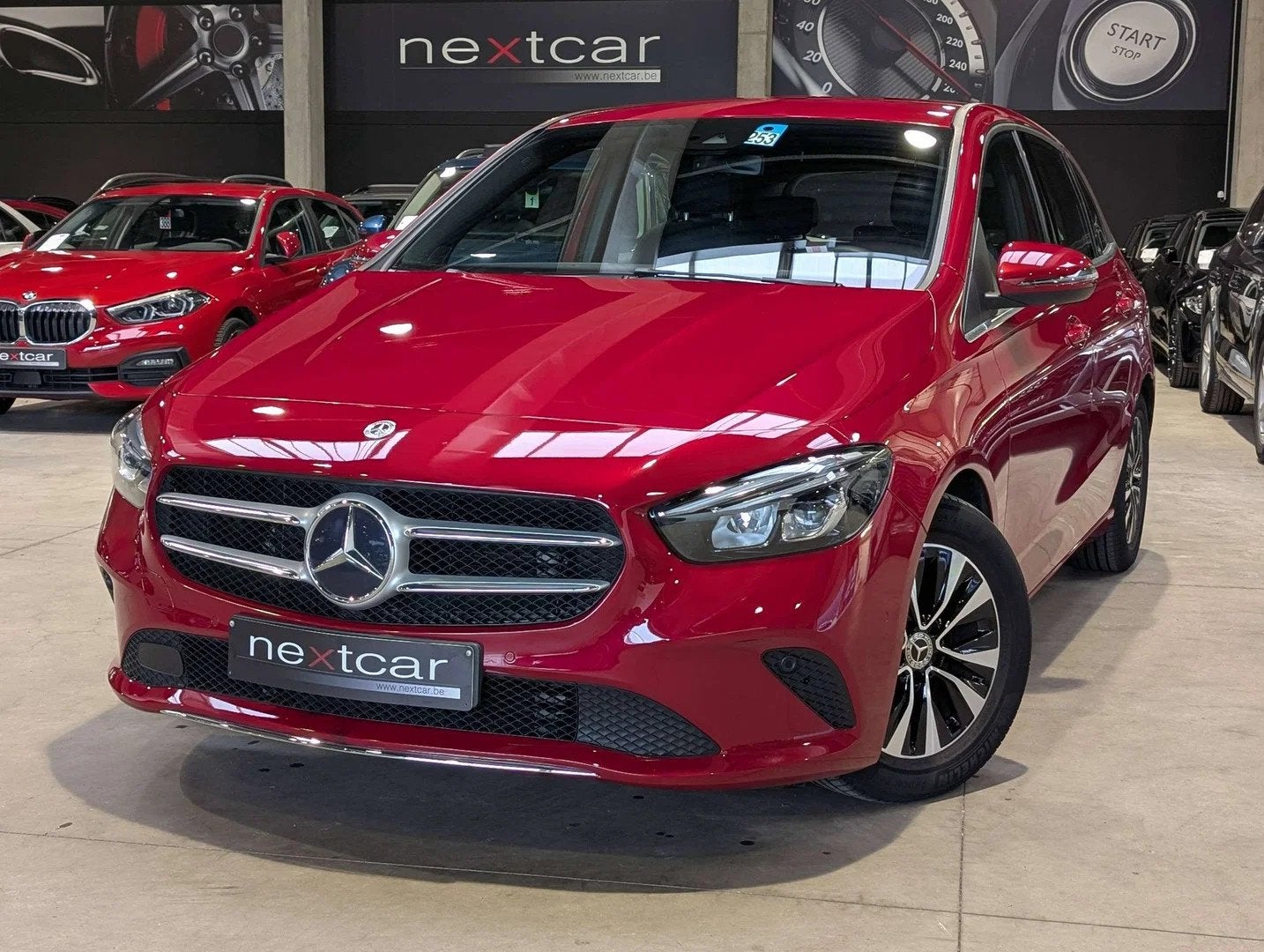 Mercedes-Benz B-CLASS 180 d Business *CUIR-FULL LED-NAVI-CRU, Autos : Divers, Rouge, Autre carrosserie, Mercedes-Benz, Diesel