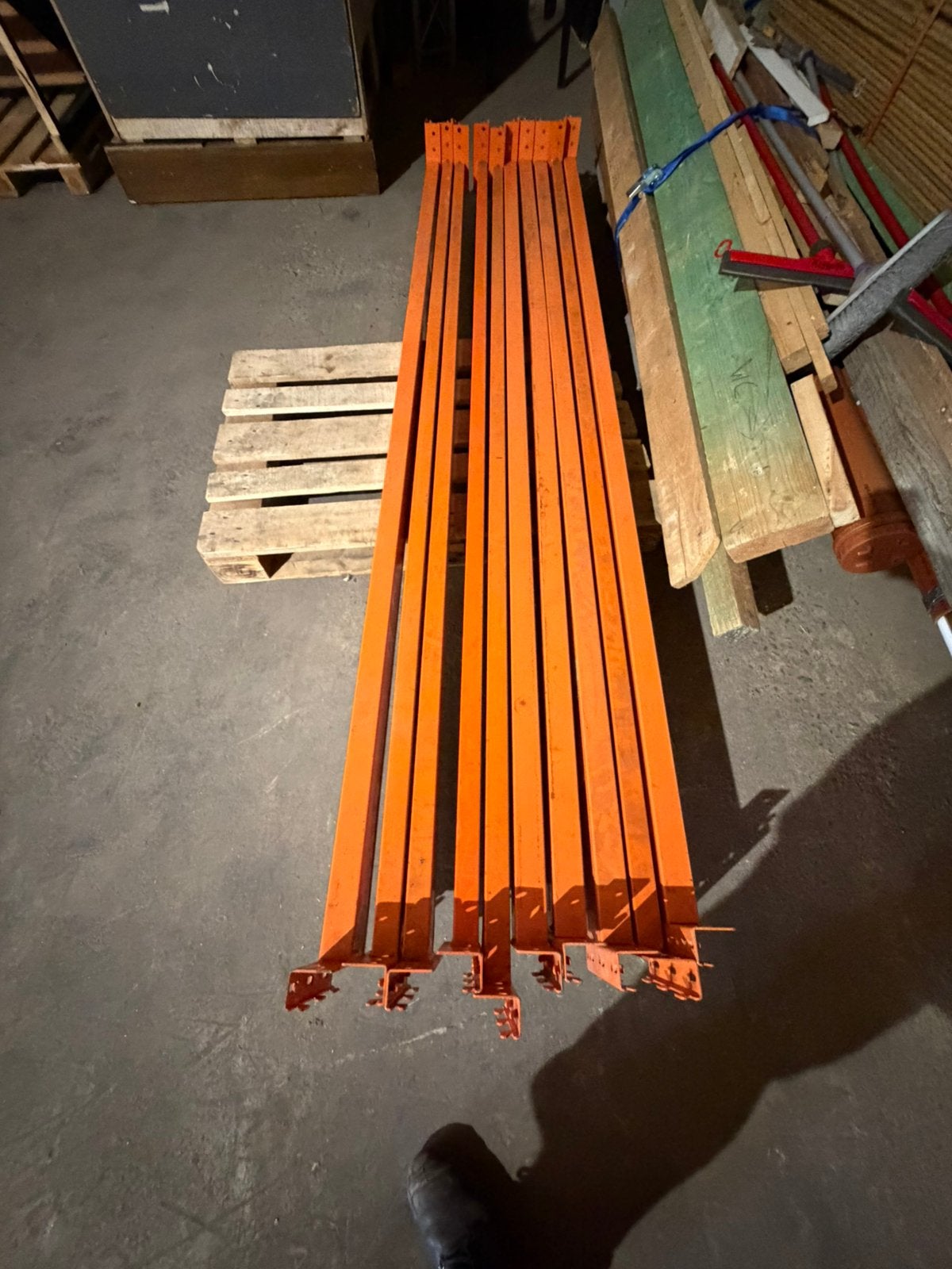 draagarm voor stelling, Doe-het-zelf en Bouw, Metalen, Ophalen, Zo goed als nieuw