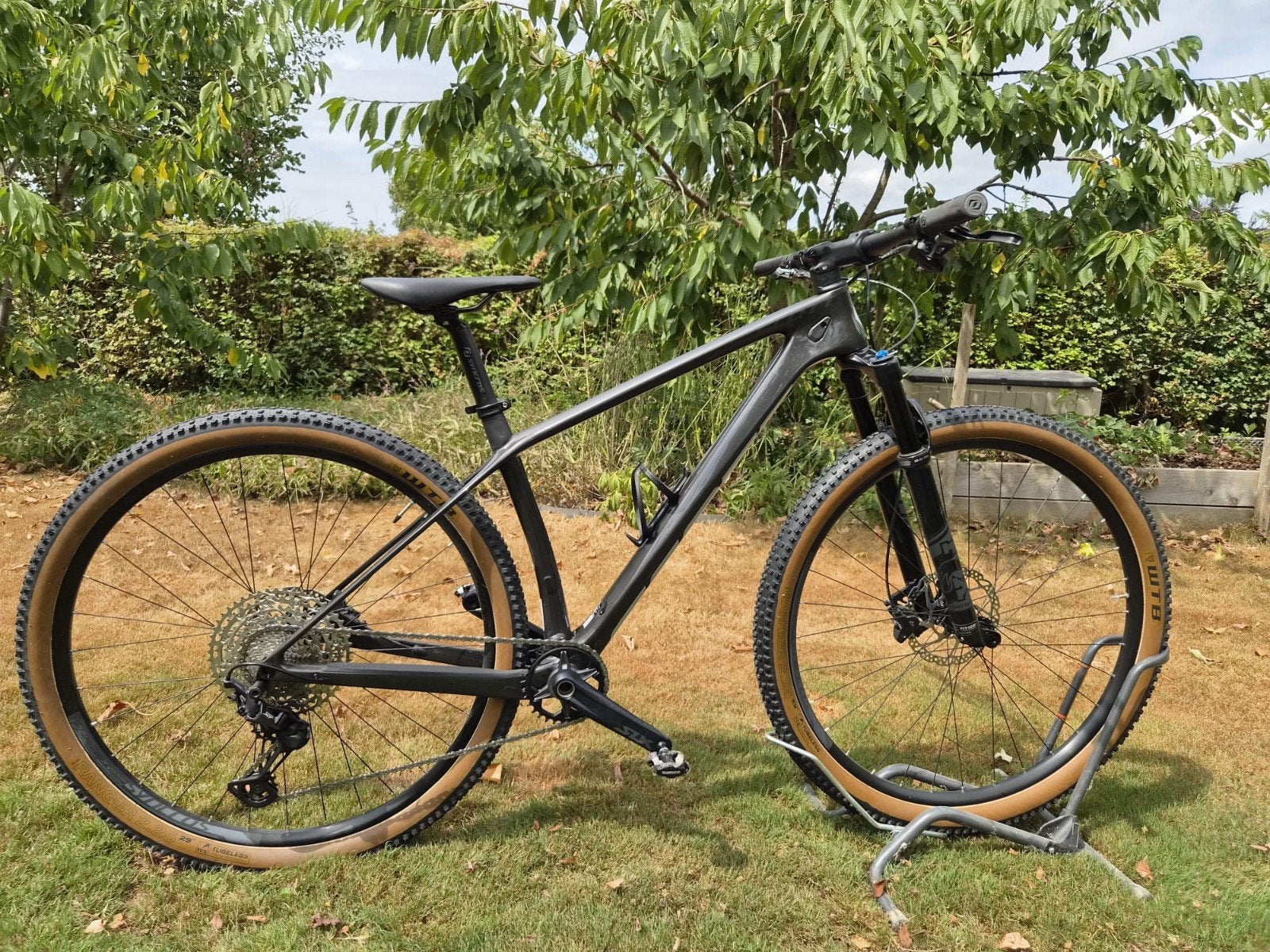 SCOTT SCALE 925 CARBON 29" - MAAT M - NIEUWSTAAT

Je, Fietsen en Brommers, Fietsen | Mountainbikes en ATB, Hardtail, Zo goed als nieuw
