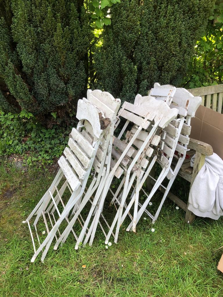 11 Oude ijzeren tuinstoeltjes, Antiek en Kunst, Ophalen