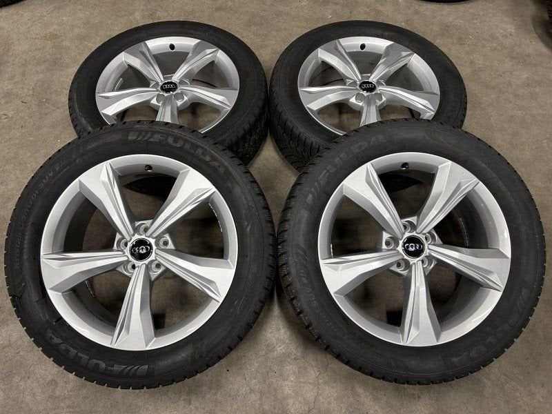 19 inch originele velgen + winterbanden Audi Q5 80A601025K s, Auto-onderdelen, 19 inch, Gebruikt, -, -