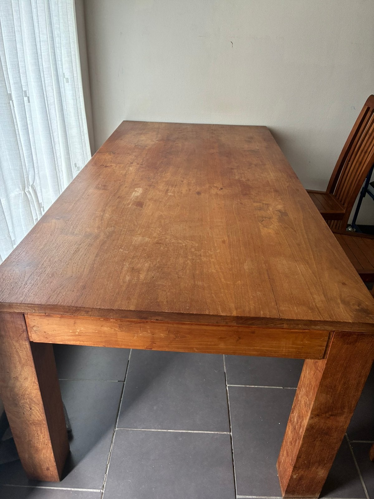 Massieve eettafel met 6 stoelen 2m x 1m, Ophalen, Zo goed als nieuw