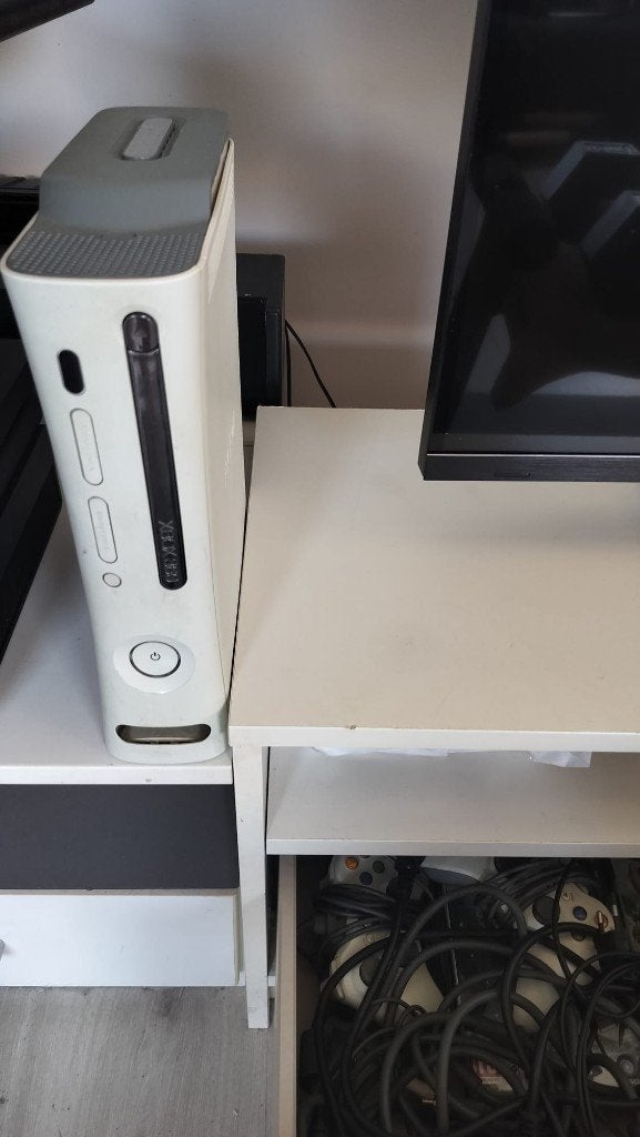 xbox 360, Games en Spelcomputers, Spelcomputers | Xbox 360, Ophalen, Gebruikt, Met 2 controllers, 360 Pro of Premium