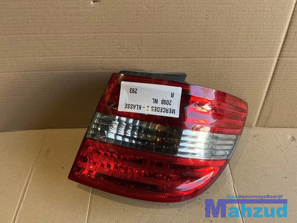 MERCEDES B-klasse W245 Rechts buiten achterlicht 2005-2011, Auto-onderdelen, Gebruikt, Mercedes-Benz AG, Mercedes-Benz, Mercedesstrasse 120
70372  Stuttgart, DE