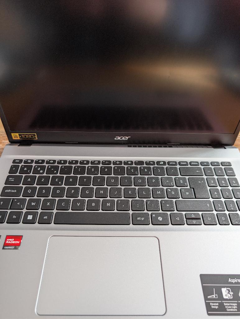 Acer aspire Go15 /Ryzen 7 /32GB RAM/ 2x slot M.2, Ryzen 7, 4 Ghz ou plus, Gaming, SSD