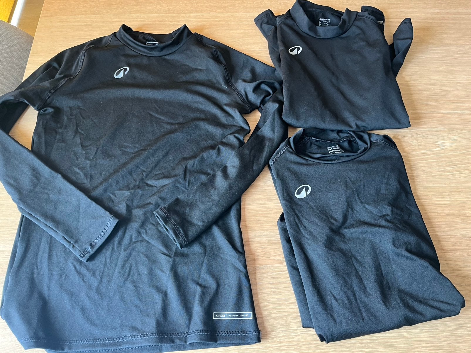 Set van 3 thermische shirts (14-15 jaar): mooie staat, Sport en Fitness, Voetbal, Ophalen of Verzenden, Gebruikt, Shirt