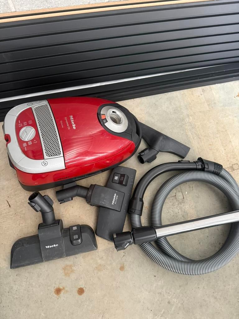 stofzuiger miele, Elektronische apparatuur, Stofzuigers, Ophalen, Zo goed als nieuw, Stofzuiger