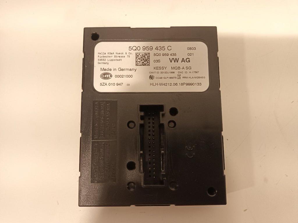 Computer contactslot Volkswagen Golf, Auto-onderdelen, Onderdelen@venauto.nl, Van der Ven Autorecycling B.V., Gebruikt, Ettenseweg 76, 4706 PB Roosendaal, The Netherlands