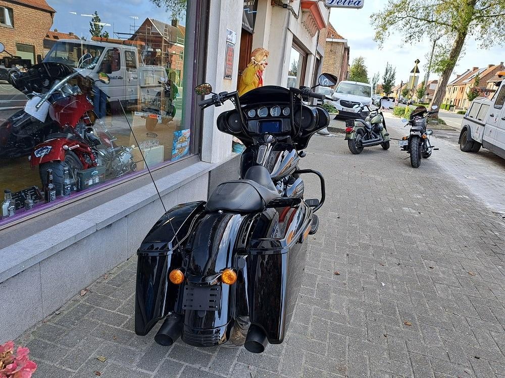 Harley Streetglide Spec FLHXS 114 - 2019- 21020 km, Motoren, 2 cilinders, Meer dan 35 kW, Toermotor, 1868 cc
