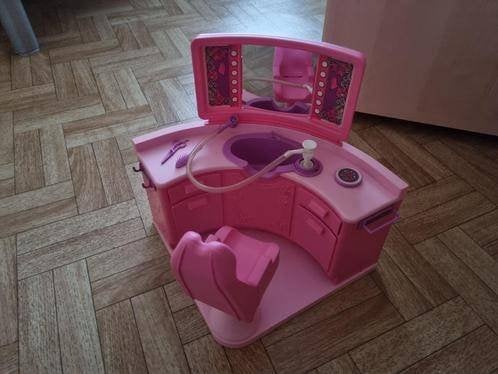 Barbie kapsalon, Enfants & Bébés, Jouets | Poupées, Enlèvement ou Envoi, Comme neuf, Barbie