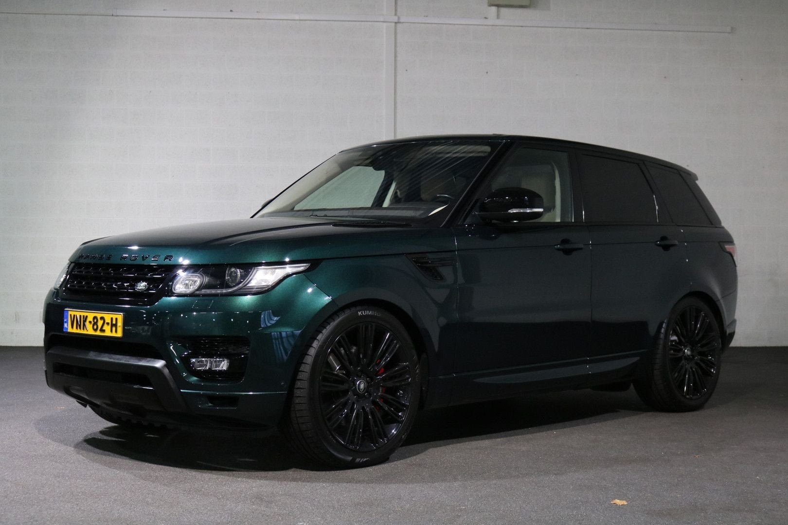 Land Rover Range Rover Sport 3.0 TDV6 Grijs Kenteken BPM vri, Auto's, Automaat, 185 g/km, Diesel, SUV of Terreinwagen
