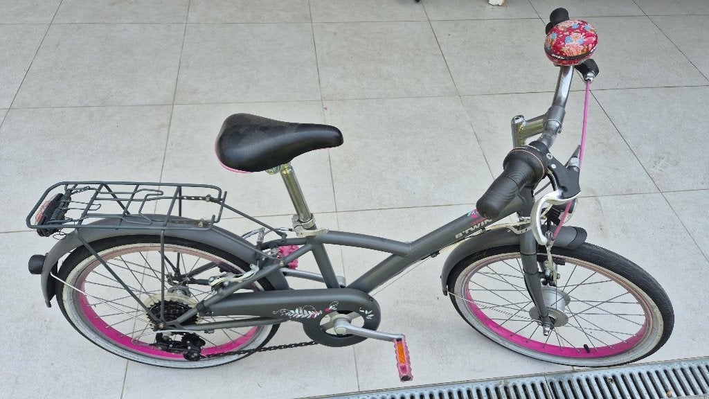 als Nieuw Meisjesfiets B-Twin 20 inch banden =>, Frein à main, Comme neuf, B twin, 20 pouces