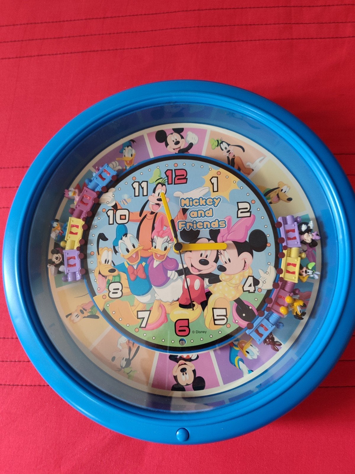 Disney klok, Ophalen