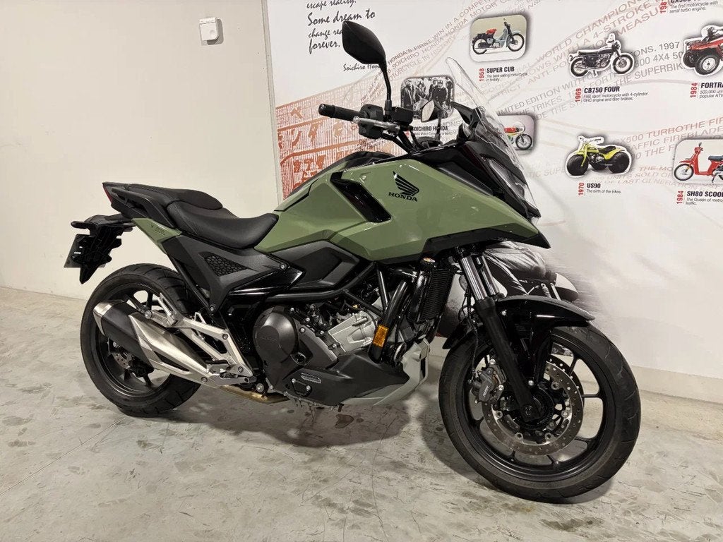 Honda NC750X DCT nieuwste model (btw moto) (bj 2025), Motoren, Motoren | Honda, 750 cc, Bedrijf, Meer dan 35 kW, Overig