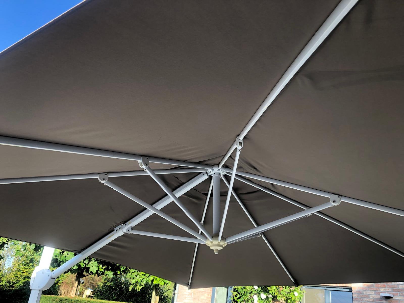 Paradil Bristol 260x340cm, Jardin & Terrasse, Inclinable, Comme neuf, Enlèvement, 2 à 3 mètres