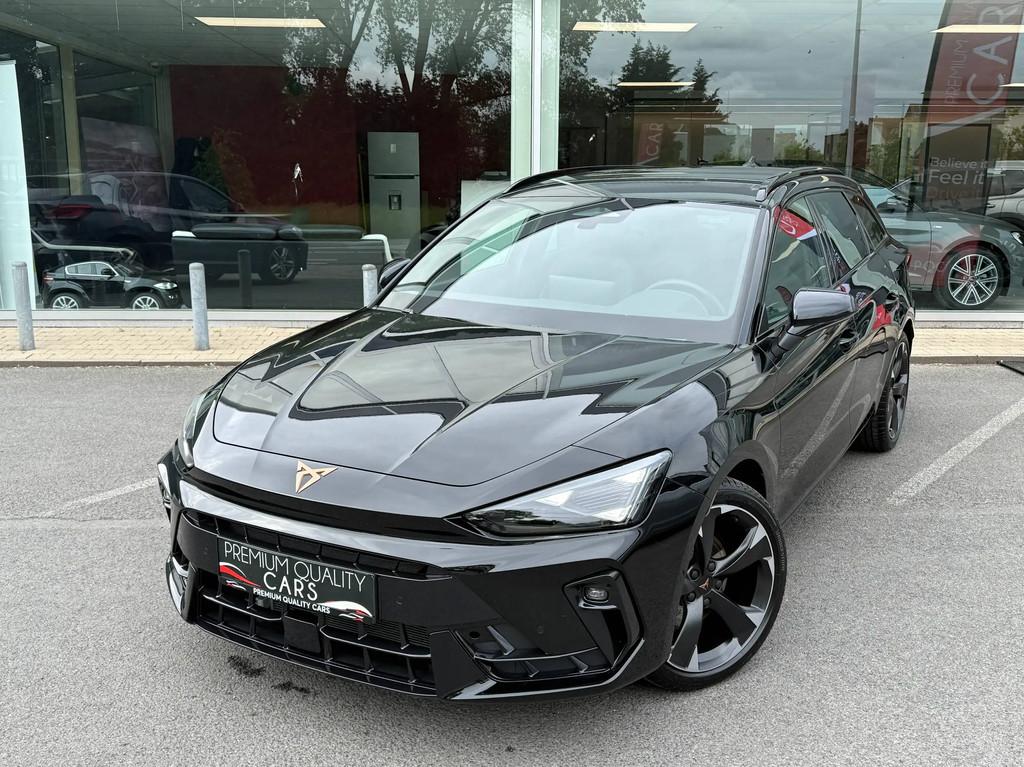 CUPRA Leon CARPLAY / CAMERA / ZETEL & STUURVERWARMING / ADAP, Auto's, Cupra, Automaat, 4 cilinders, Leon, Leder en Stof