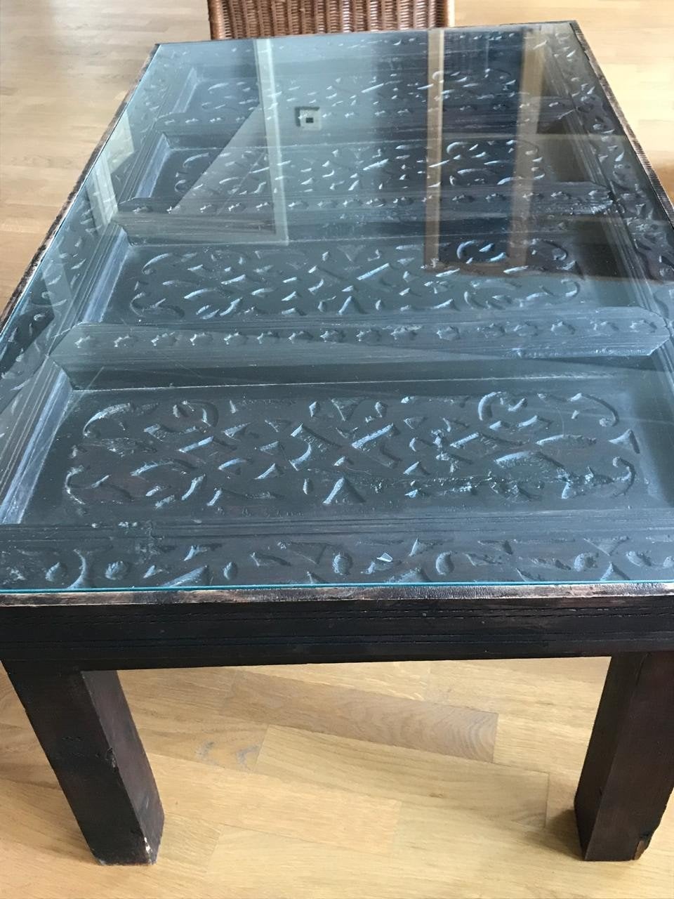 Table basse marocaine avec vitre, Ophalen, Zo goed als nieuw