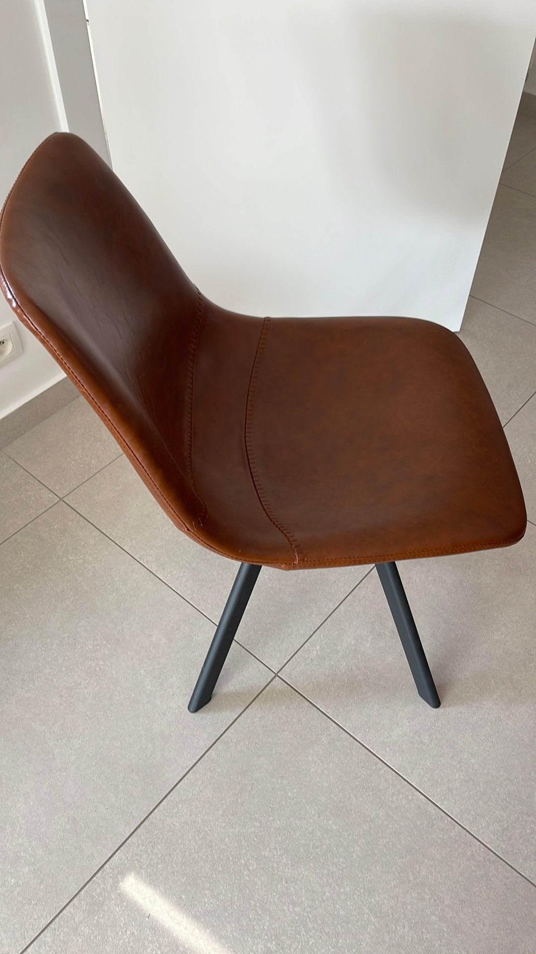 4 x 2 sets zelfde eetkamersstoelen, Enlèvement, Comme neuf, Brun
