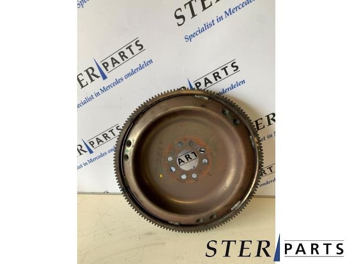 Couronne dentée d'un Mercedes C-Klasse, 3 mois de garantie, Utilisé, -, -