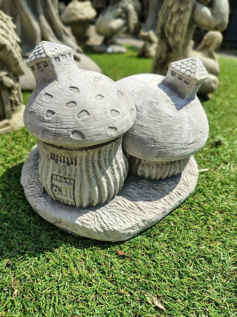Betonnen tuinbeeld - kabouterhuisjes paddenstoel, Tuin en Terras, Ophalen of Verzenden, Nieuw, Beton, Overige typen