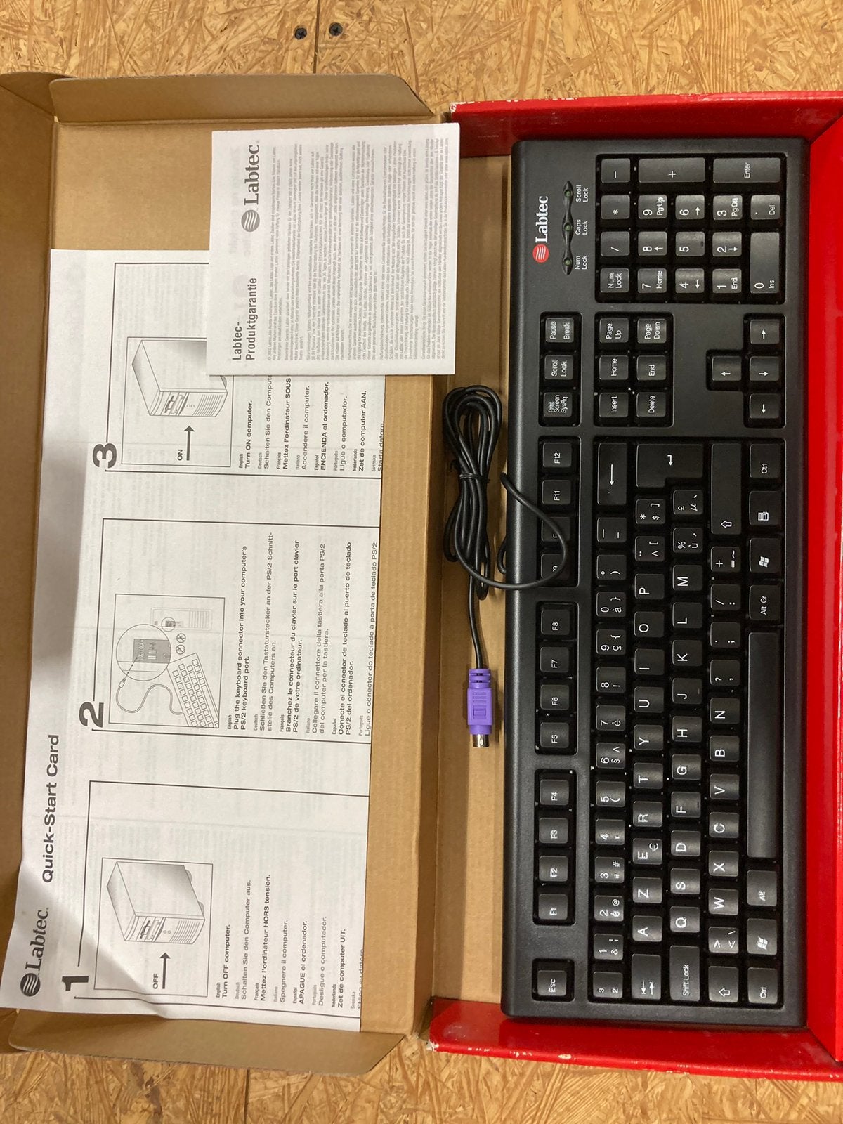 Labtec standard keyboard plus Azerty klavier, Informatique & Logiciels, Claviers, Enlèvement, Azerty, Comme neuf, Filaire