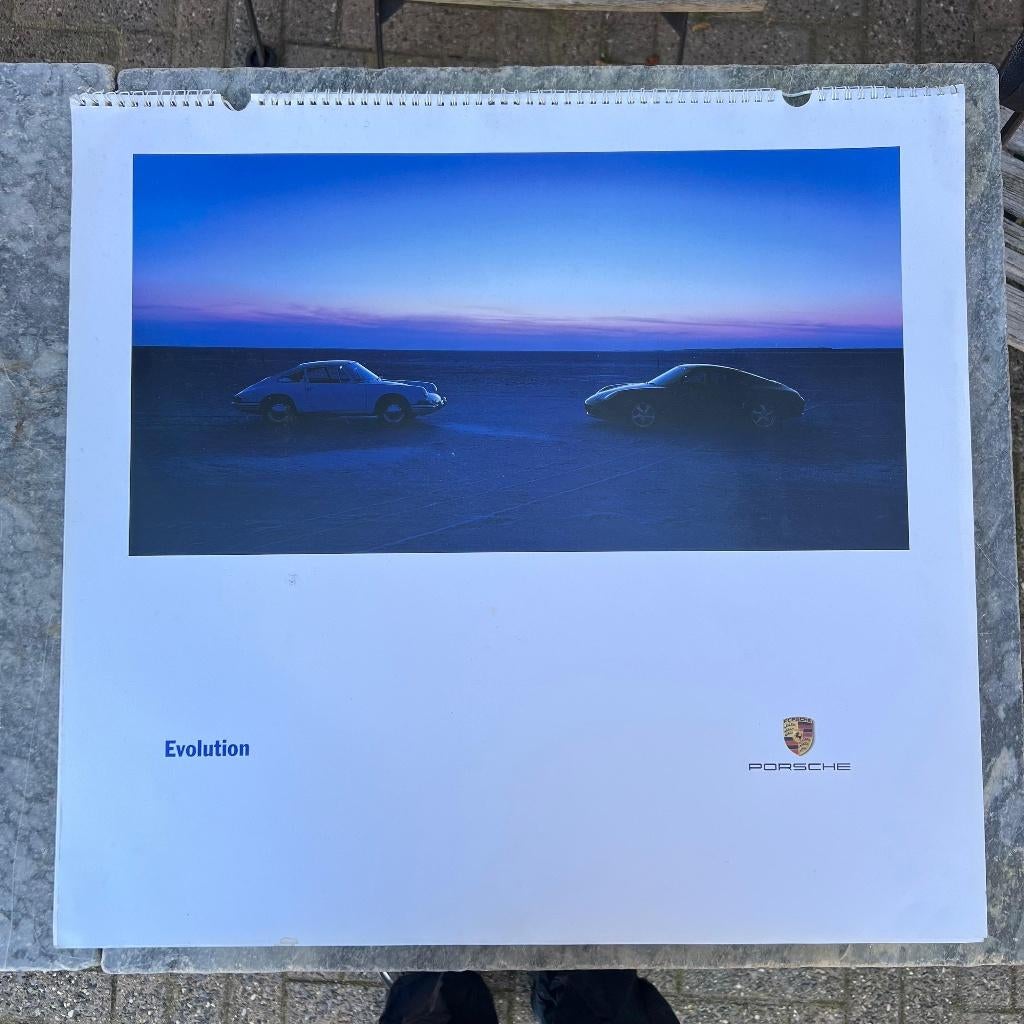 Porsche Evolution Kalender 98 Auto Memorabilia, Auto diversen, Auto-accessoires, Ophalen of Verzenden, Gebruikt
