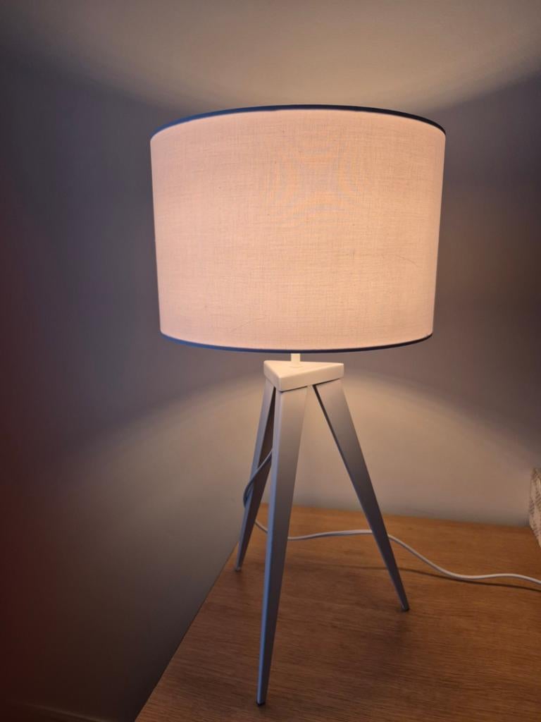Witte tv lamp, Huis en Inrichting, Lampen | Vloerlampen, Ophalen