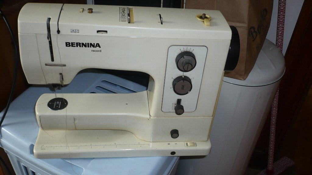 Bernina 830, Enlèvement, Utilisé, Machine à coudre, Bernina