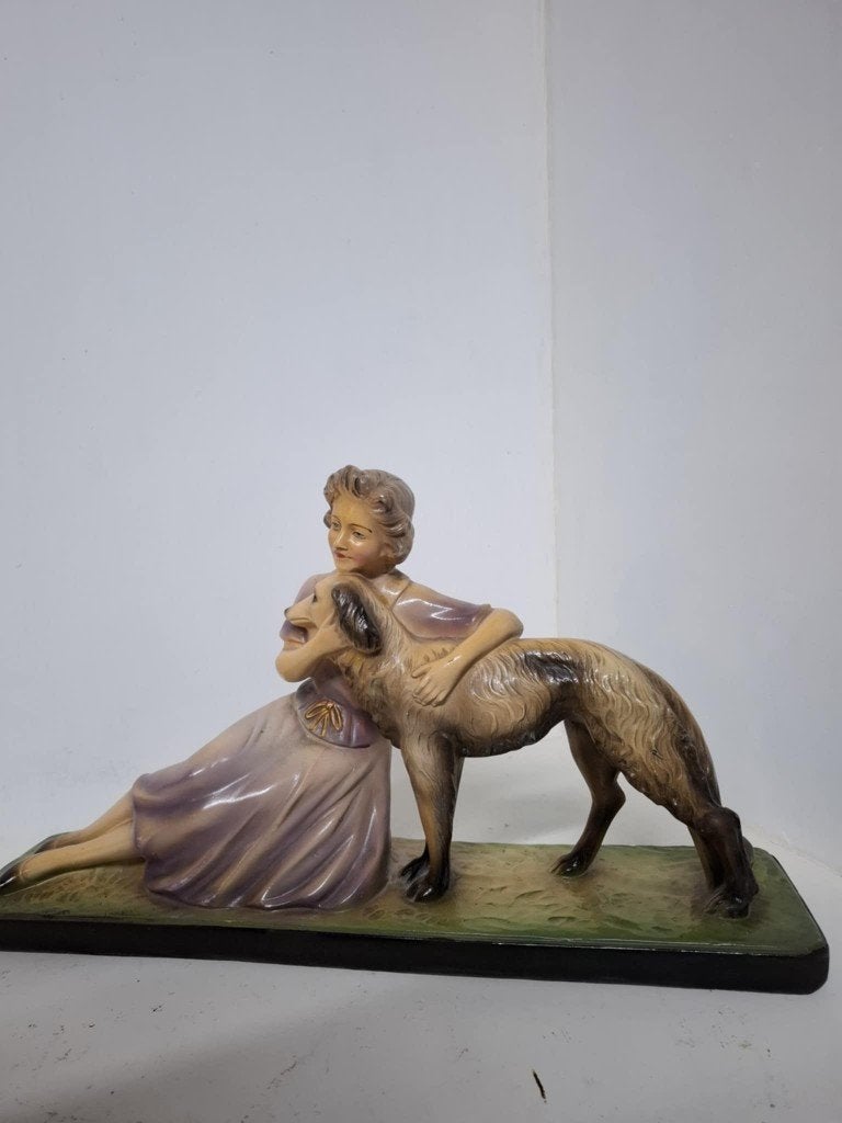 mooi  beeld in  art  deco   in  gips, Ophalen