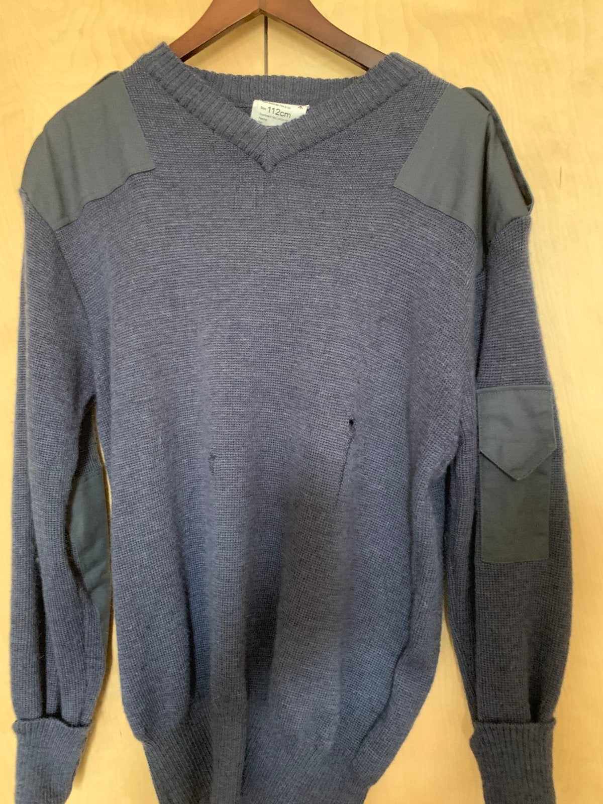 Pull Woolly Pully RAF anglaise marine  T112cm Endommagé, Enlèvement ou Envoi, Porté, Bleu