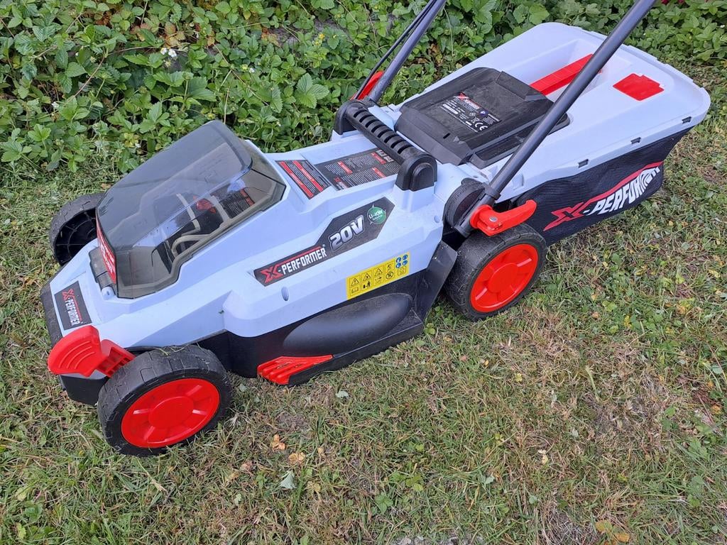 X-Performer maaimachine