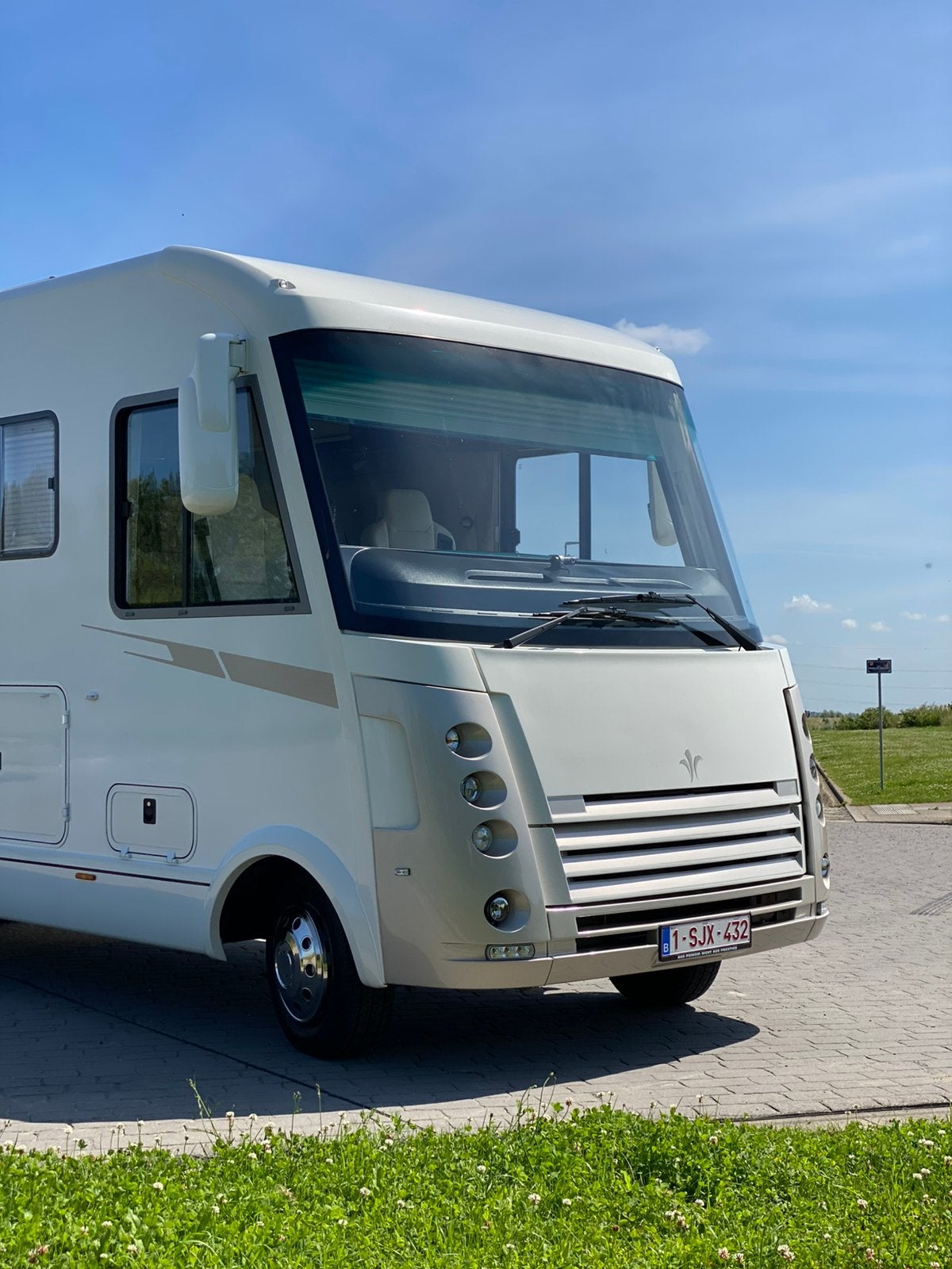 Niesmann Bischoff mobilhome, Caravans en Kamperen, Niesmann+Bischoff, Ringverwarming, Diesel, Particulier