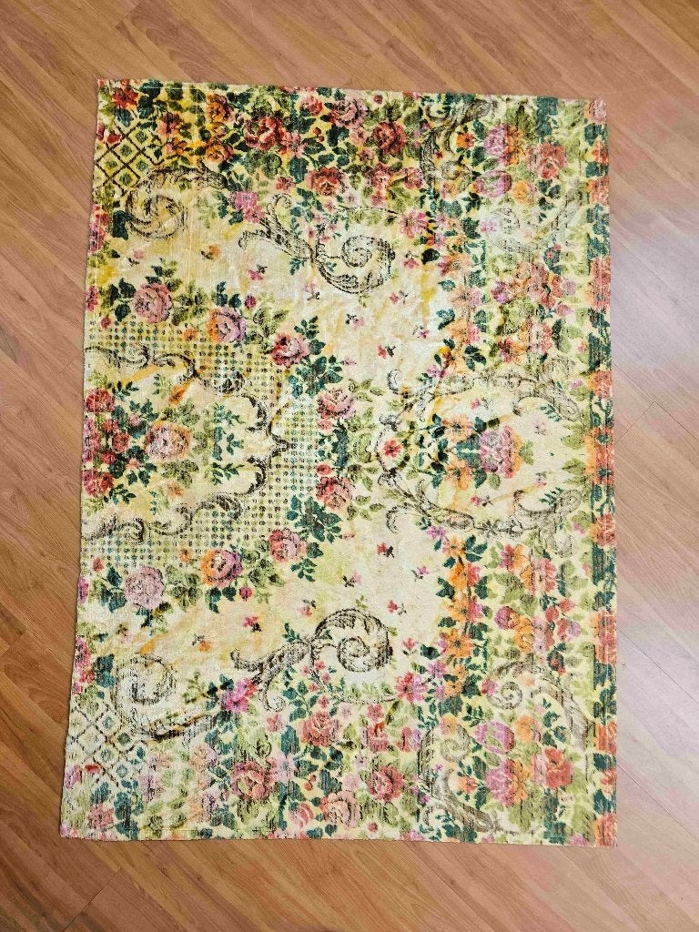 Rijk bloemmotief kleed 145/103 cm, Huis en Inrichting, Woonaccessoires | Plaids en Woondekens, Gebruikt, Ophalen of Verzenden