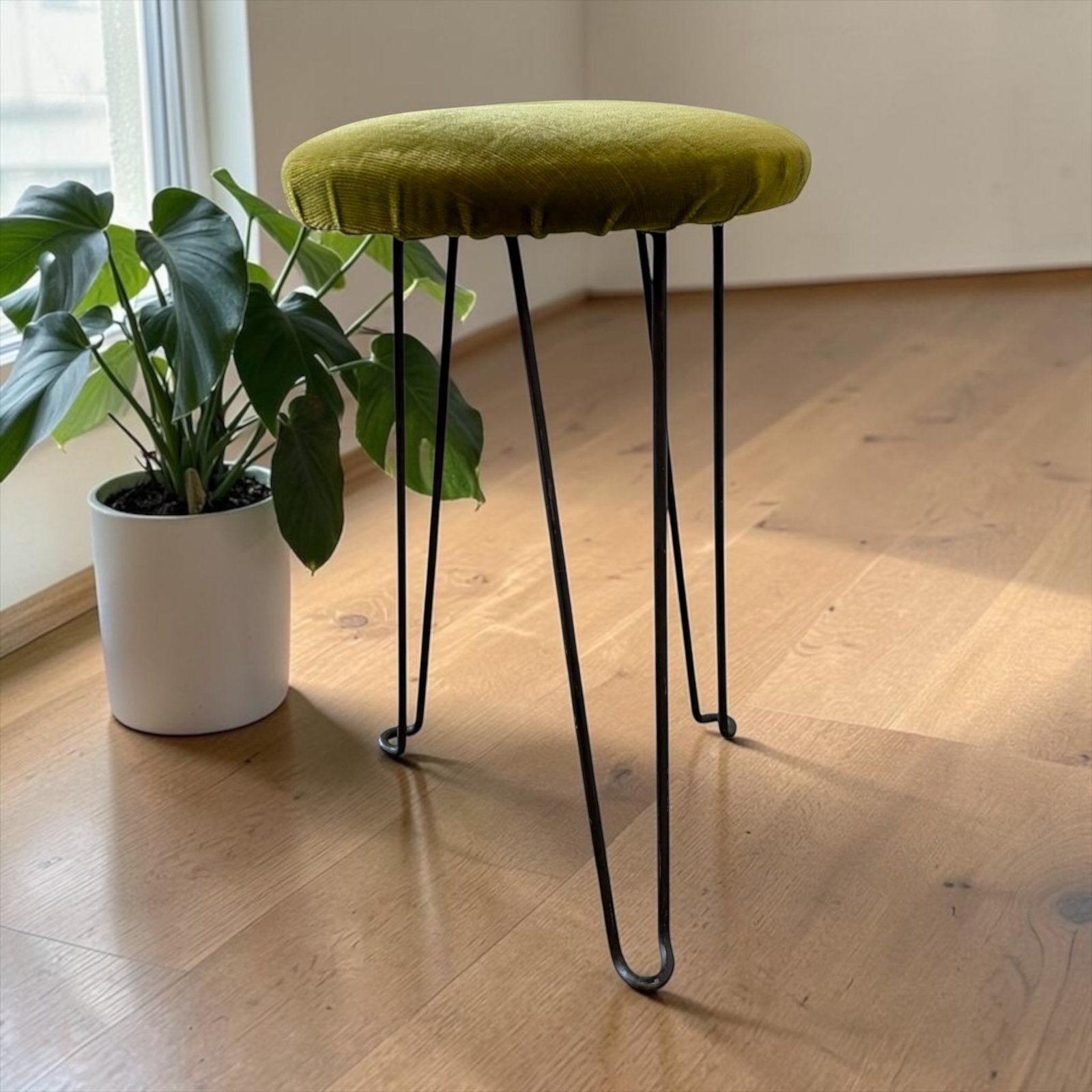 Tabouret vert vintage, Envoi