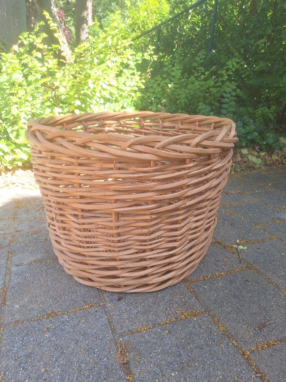 Gevlochten mand, Ophalen, Mand