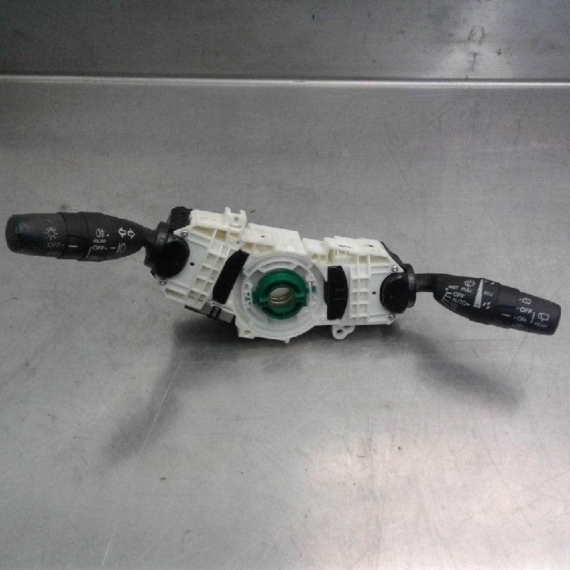COMBINE COMMODO Honda Insight (ZE2) (01-2009/02-2014), Honda, Dhr. M. Roggen, Stadsweg 37 37
9917 PV  WIRDUM GR., NL, Utilisé