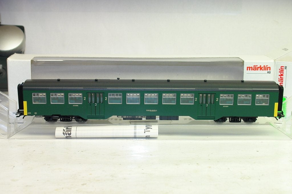 MARKLIN 43534 M2 GROEN UIC 2e klas NMBS, Hobby en Vrije tijd, Modeltreinen | H0, Zo goed als nieuw, Wagon, Gelijkstroom of Wisselstroom