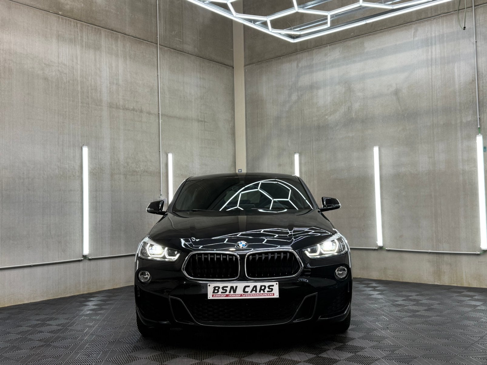 BMW X2/MPACKET/HEADUP/CAMERA/CARPLAY/GARANTIE, Autos, BMW, Essai à domicile, Entreprise, Noir, 5 portes
