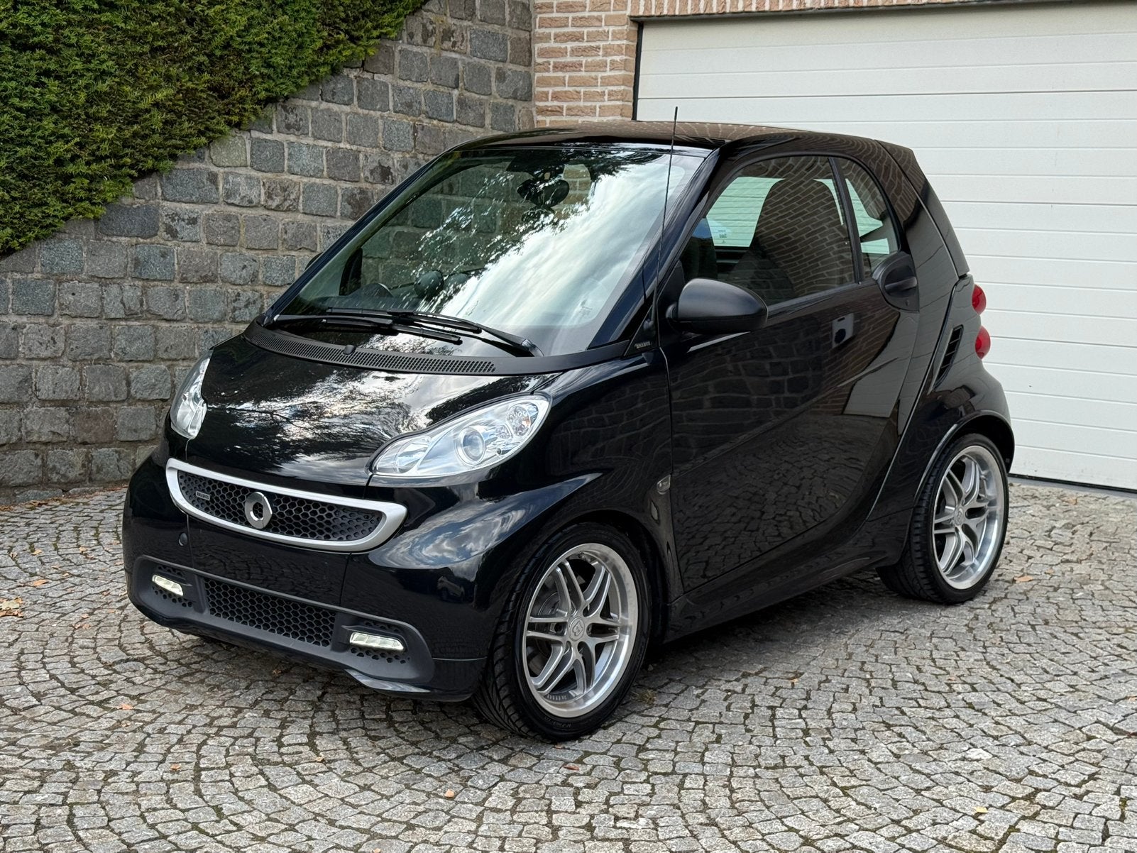 BRABUS Smart Fortwo | Original | Pano | Auto | 103 ch, Euro 5, Achat, Entreprise, 2 places