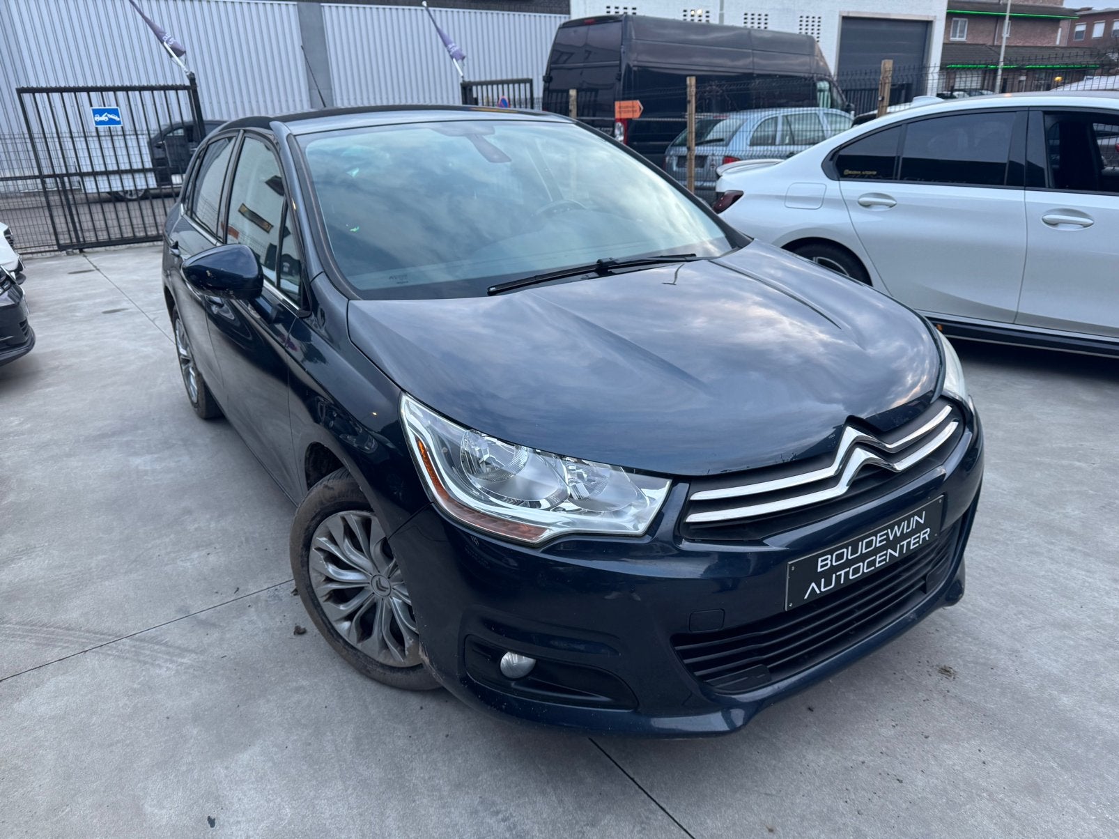 Citroën C4 1.4Benzine 158.xxxkm/Airco,Cruisecontrol, Auto's, Voorwielaandrijving, Stof, Zwart, Blauw