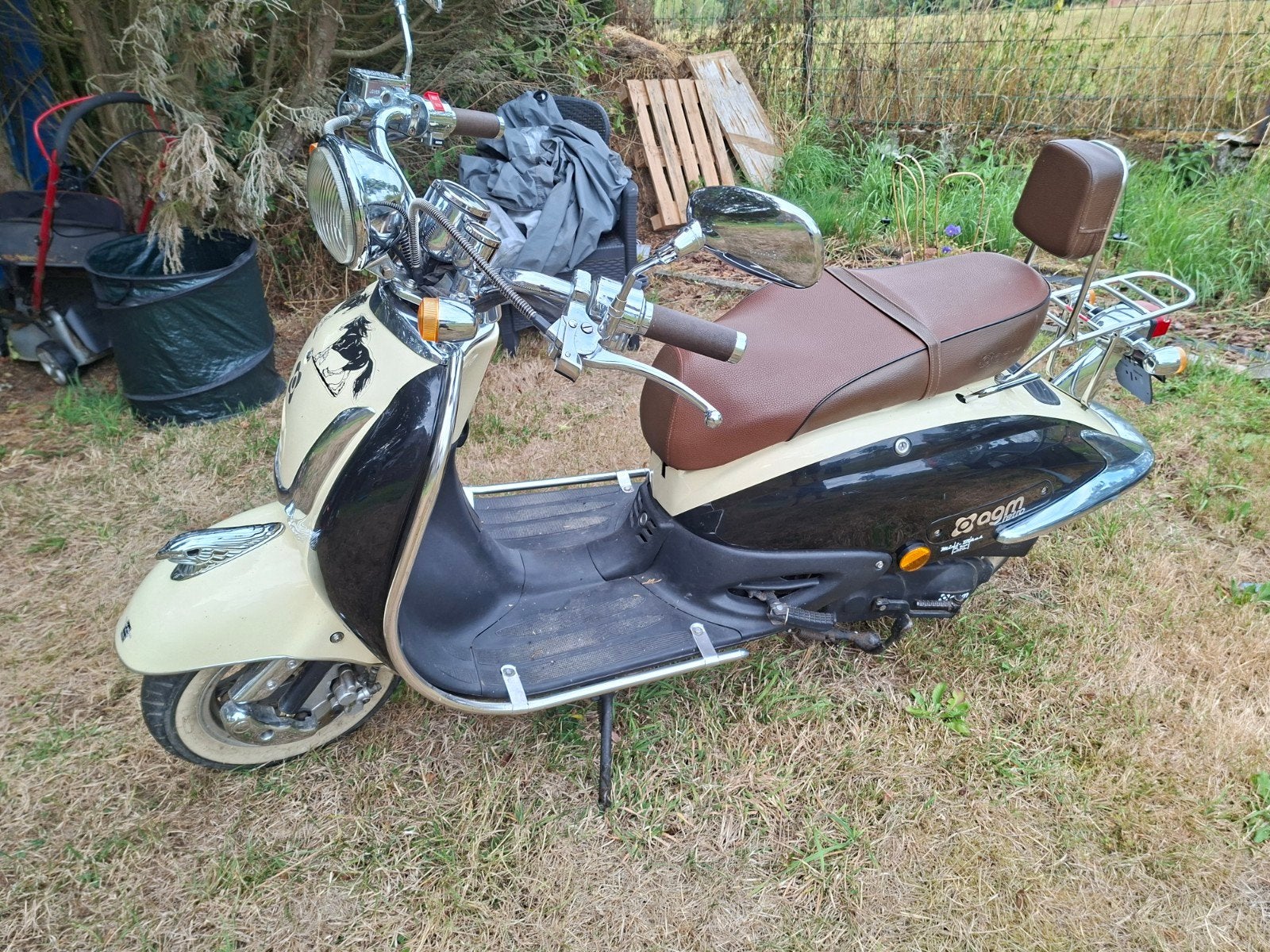 Scooter AGM Retro 50cc., Fietsen en Brommers, Scooters | Overige merken, Ophalen, Klasse A (25 km/u), Zo goed als nieuw, AGM