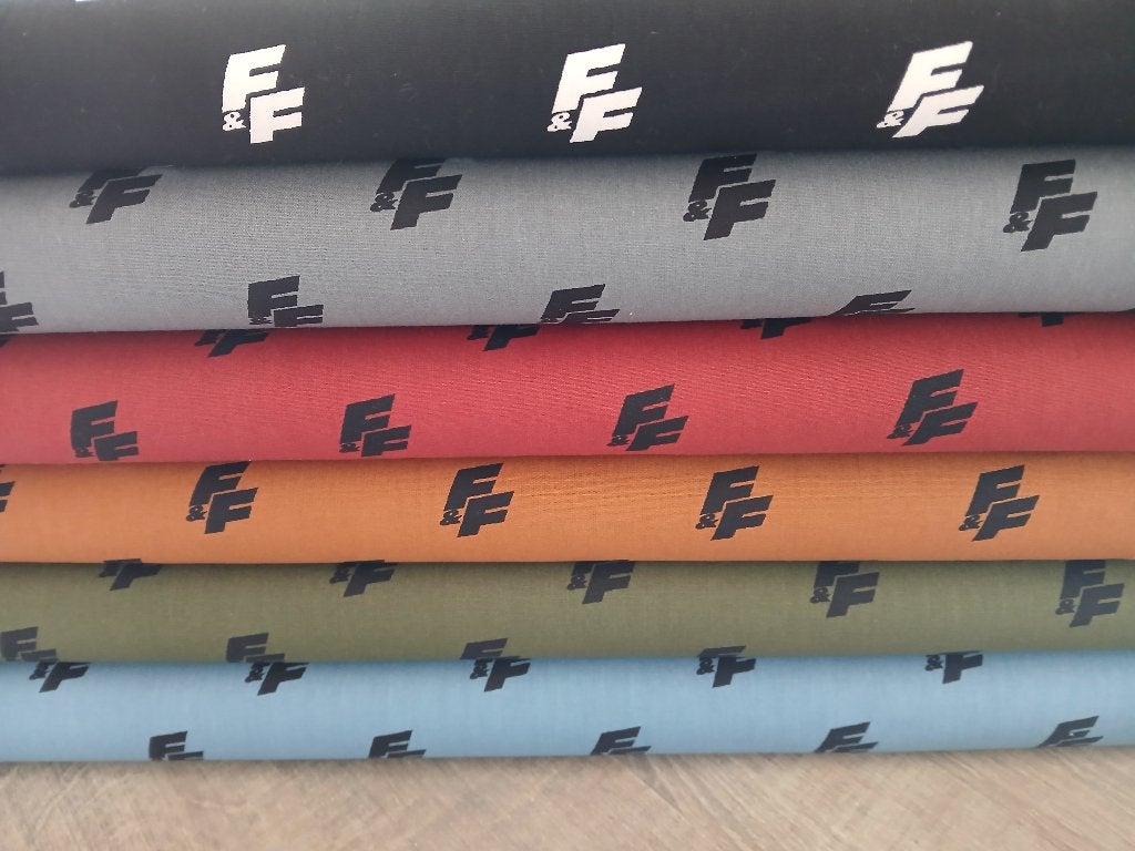 OUTLET : Poplin katoen stofjes Fast & Furious, Overige kleuren, 120 cm of meer, Ophalen of Verzenden, Katoen