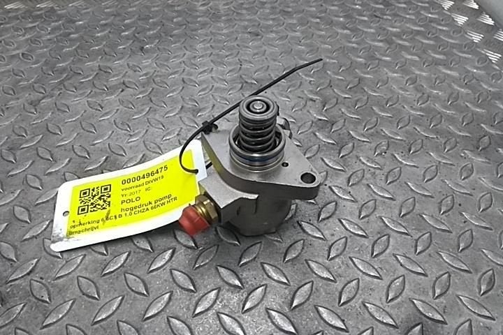 VOLKSWAGEN POLO BRANDSTOF POMP VOOR DE INJECTOR 04E127026BH, Ophalen of Verzenden, Gebruikt, ARN erkend