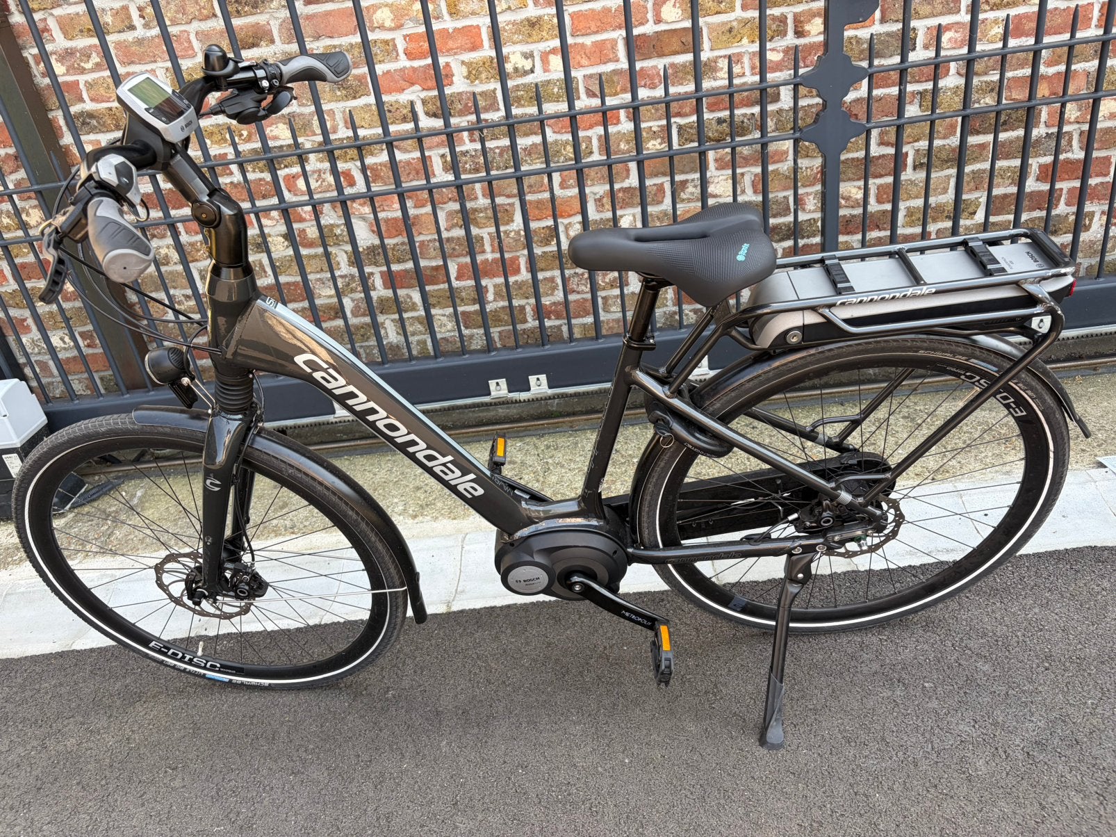 Damesfiets E bike Cannondale Mavaro, Ophalen, Zo goed als nieuw, Overige merken