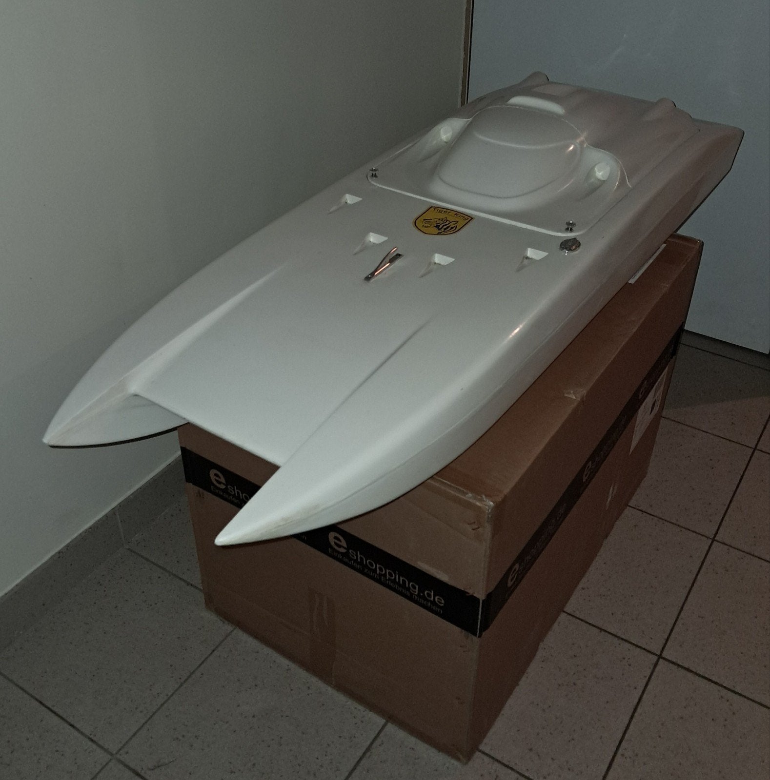 MHZ - RC Catamaran - Powerboat 1,3 meter, Hobby & Loisirs créatifs, Modélisme | Bateaux & Navires, Enlèvement