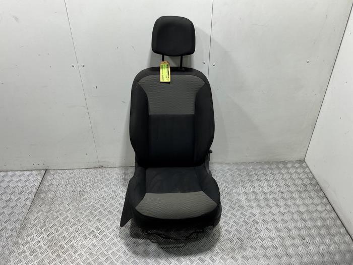 Stoel links van een Renault Kangoo (Kangoo 2 08-), 12 maanden garantie, Gebruikt, -, Renault