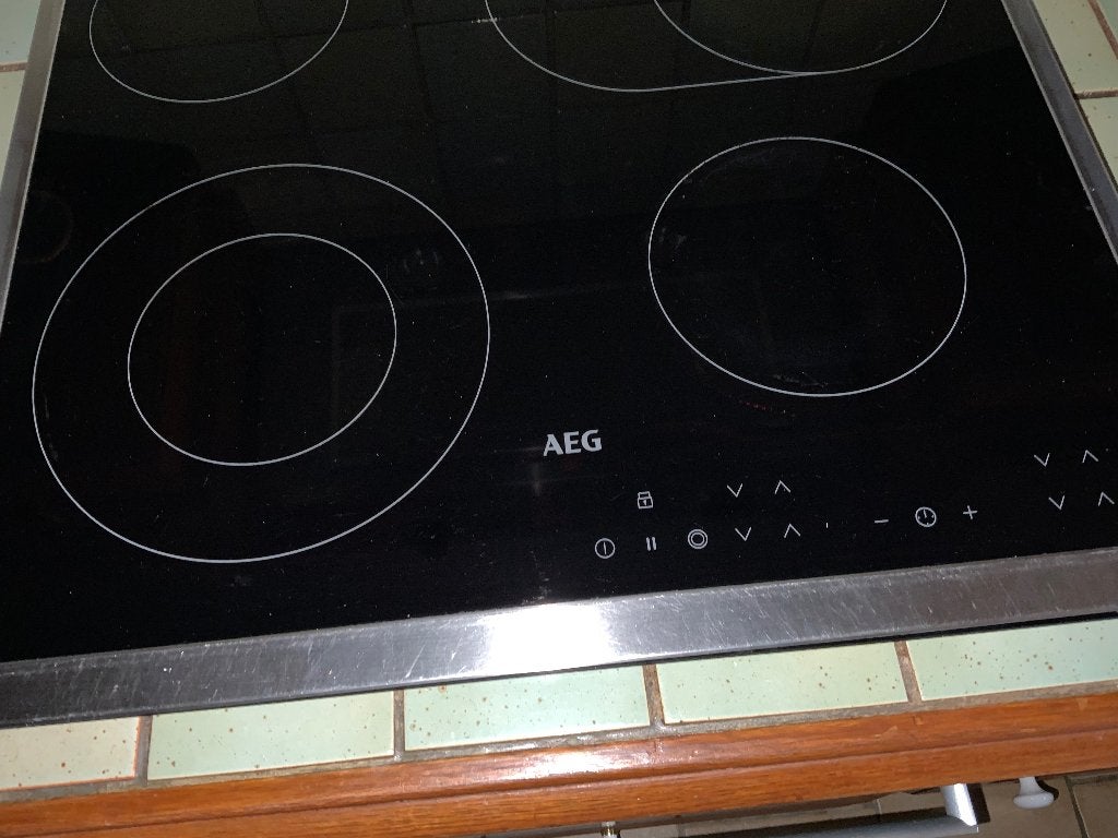 Taque de cuisson vitrocéramique, 4 zones de cuisson, Encastré, Enlèvement, Utilisé