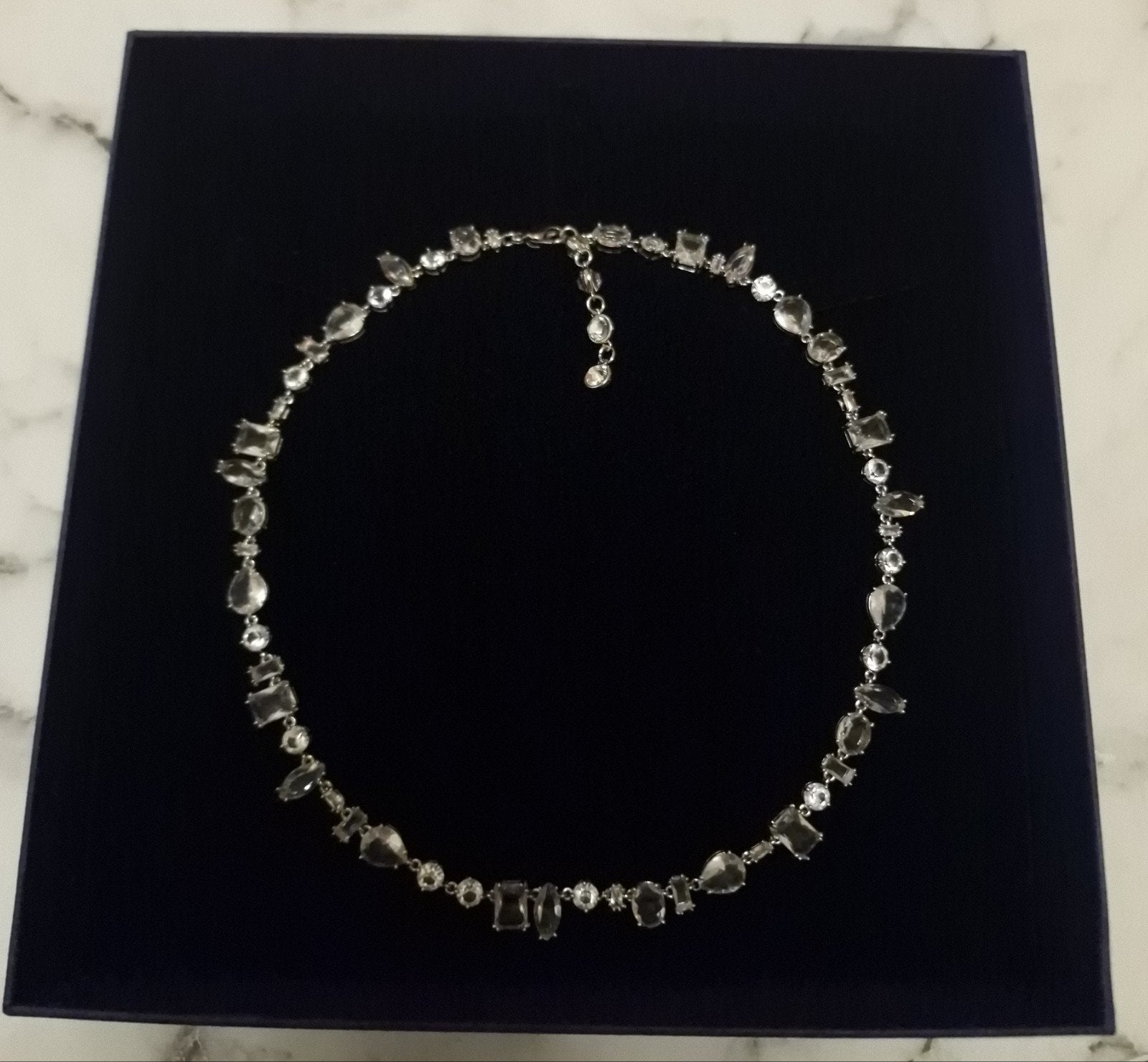 collier swarovski gemme, Bijoux, Sacs & Beauté, Colliers, Comme neuf, Avec cristal, Enlèvement, Autres matériaux
